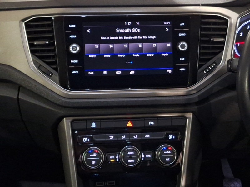 Used Volkswagen T-Roc 2020 for sale - 76932446: Photo 11