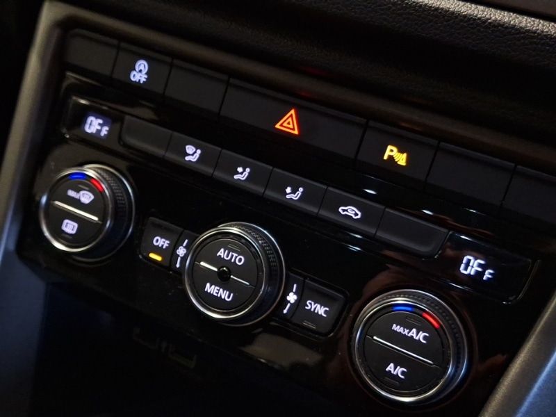 Used Volkswagen T-Roc 2020 for sale - 76932446: Photo 15