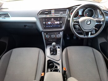 Used Volkswagen Tiguan 2018 for sale - 77265486: Photo