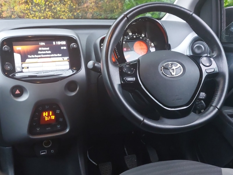 Used Toyota AYGO 2018 for sale - 76455759: Photo 11