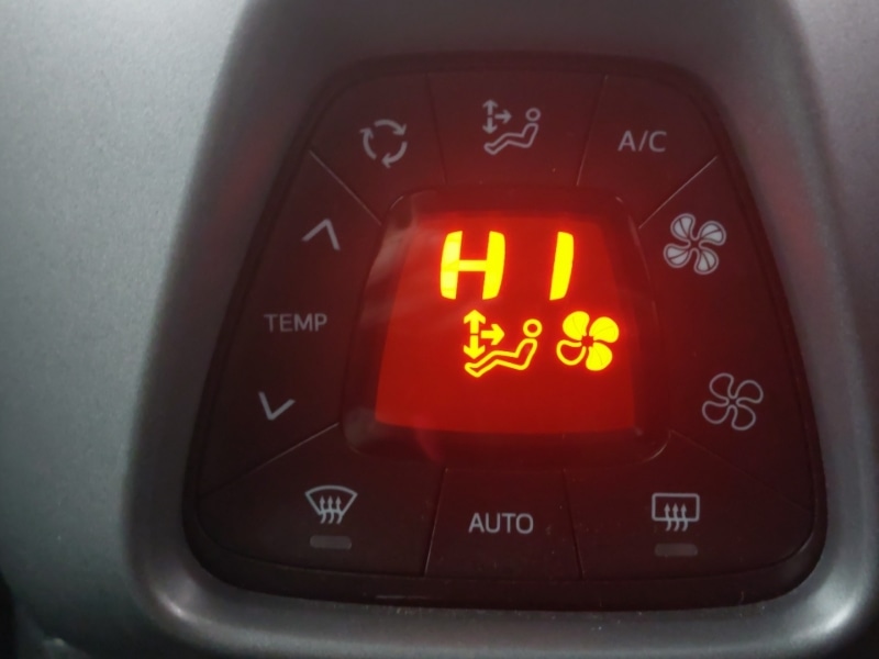 Used Toyota AYGO 2018 for sale - 76455759: Photo 18