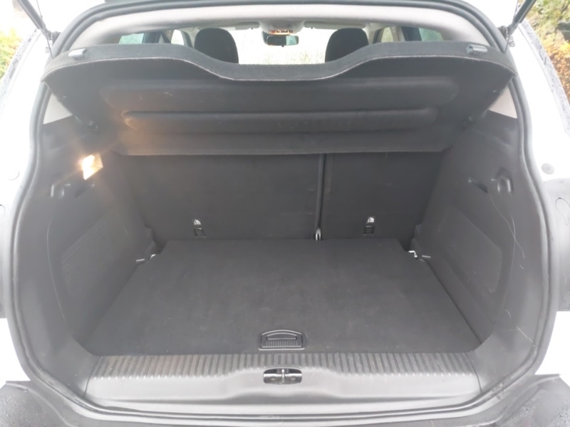 Used Citroen C3 Aircross 2023 for sale - 76455756: Photo 8