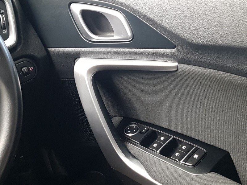 Used Kia XCeed 2023 for sale - 78118225: Photo 18