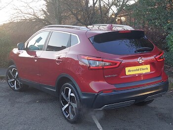 Used Nissan Qashqai 2017 for sale - 77049461: Photo