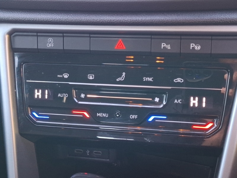 Used Volkswagen T-Roc 2022 for sale - 77252349: Photo 16