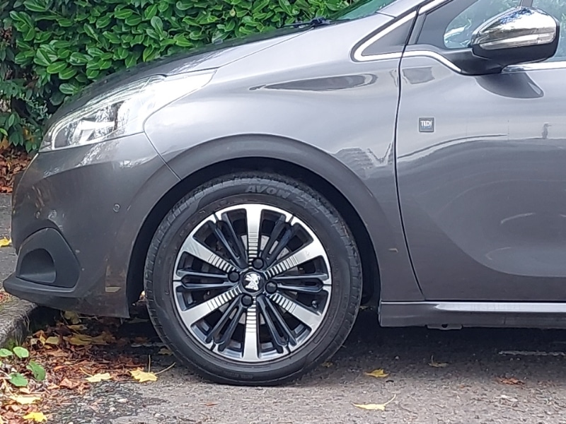 Used Peugeot 208 2019 for sale - 76404041: Photo 13