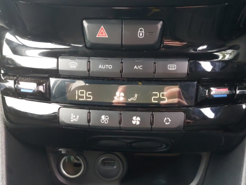 Used Peugeot 208 2019 for sale - 76404041: Photo 19