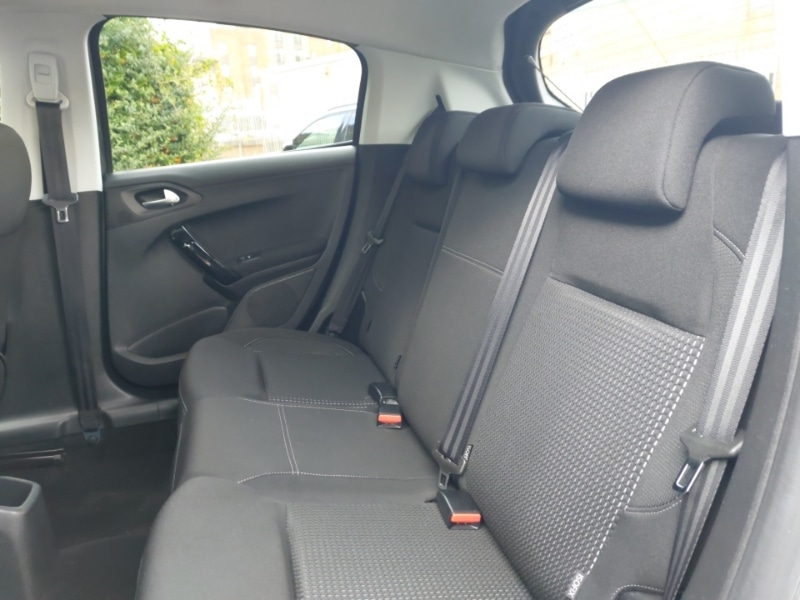 Used Peugeot 208 2019 for sale - 76404041: Photo 6