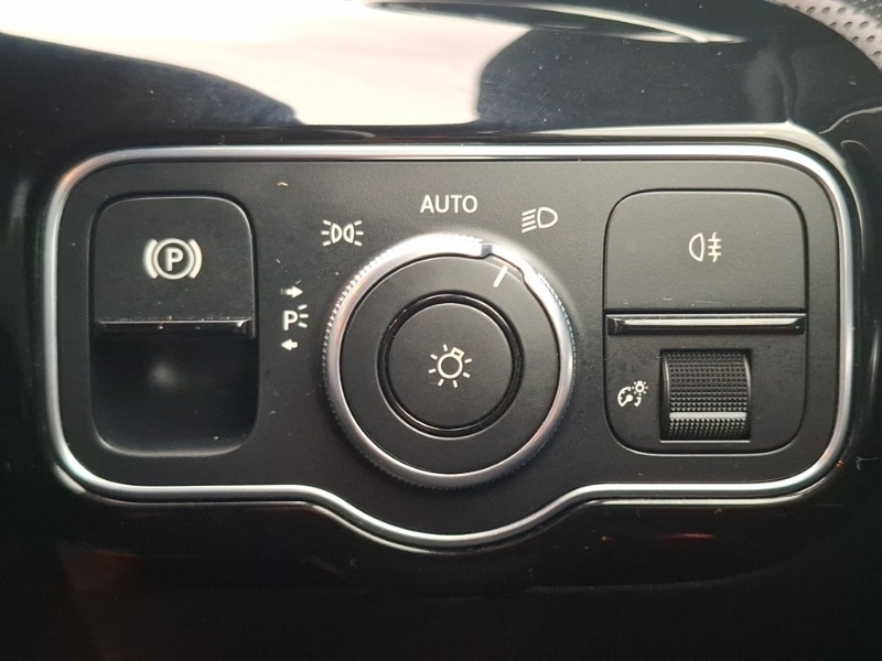 Used Mercedes-Benz A-Class 2020 for sale - 77329860: Photo 12