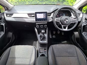 Used Renault Captur 2022 for sale - 78853663: Photo