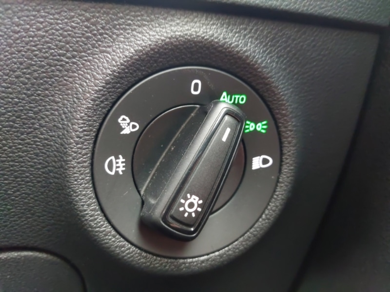 Used Skoda Karoq 2024 for sale - 76721947: Photo 13