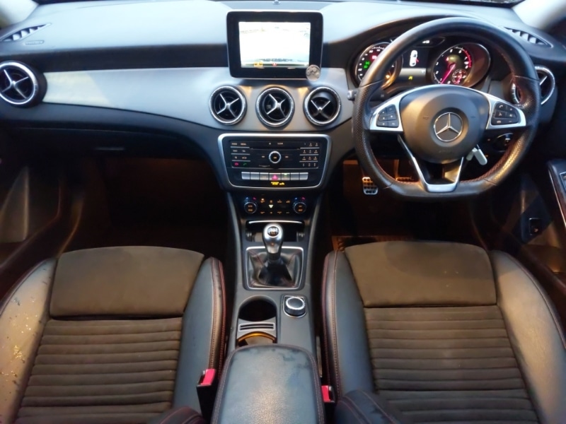 Used Mercedes-Benz CLA 2019 for sale - 76974833: Photo 2