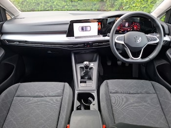 Used Volkswagen Golf 2024 for sale - 78538812: Photo