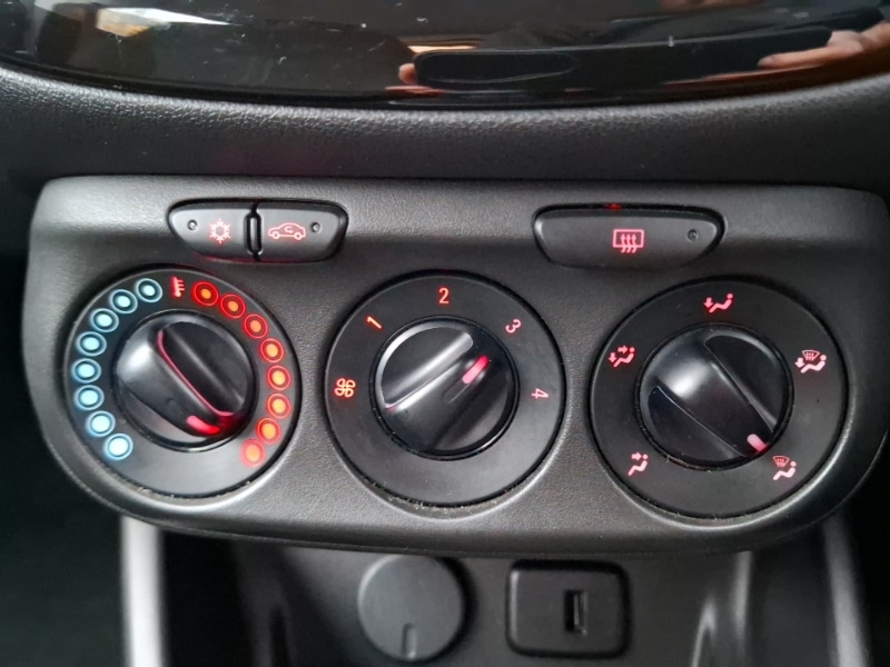 Used Vauxhall Corsa 2017 for sale - 77352394: Photo 16