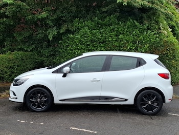 Used Renault Clio 2019 for sale - 79048594: Photo
