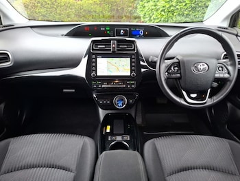 Used Toyota Prius 2020 for sale - 78099323: Photo