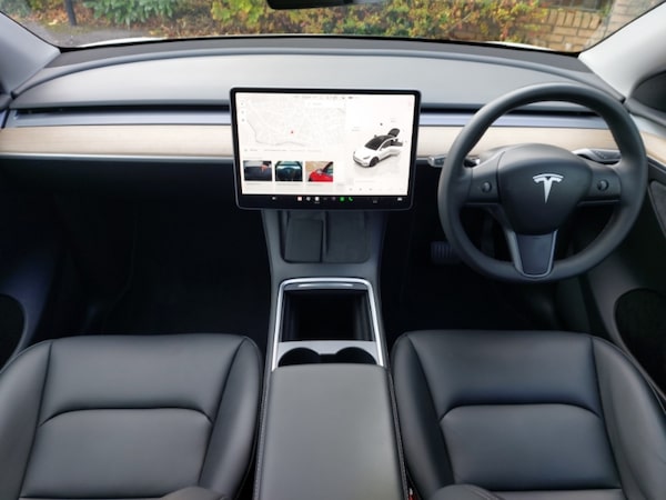 Used Tesla Model Y 2022 for sale - 76252035: Photo 2