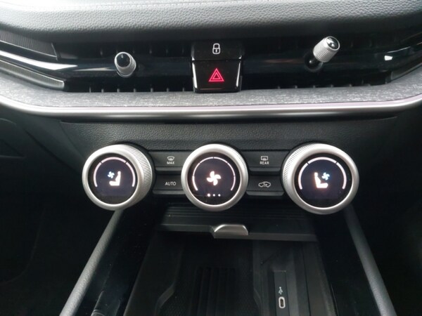 Used Skoda Superb 2024 for sale - 75152456: Photo 19