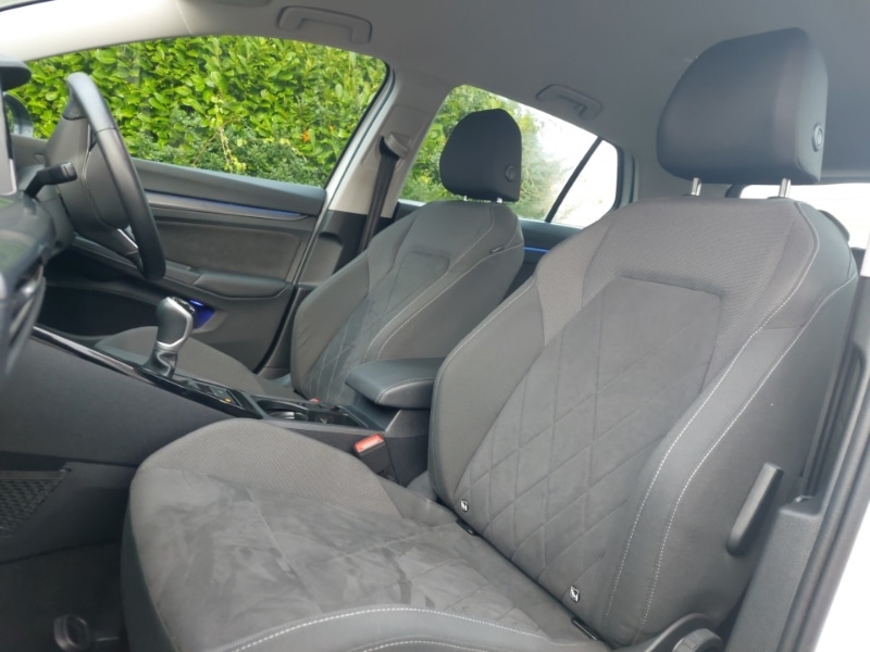 Used Volkswagen Golf 2024 for sale - 76963968: Photo 5