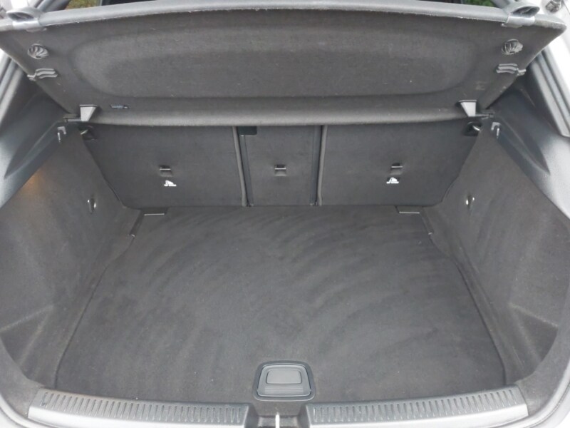 Used Mercedes-Benz A-Class 2020 for sale - 76543616: Photo 8