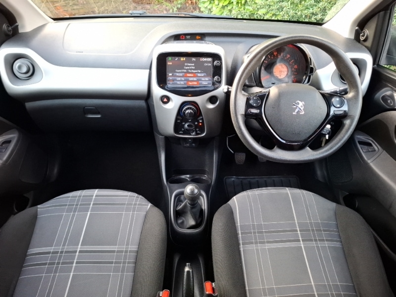 Used Peugeot 108 2017 for sale - 77852340: Photo 2