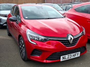 Used Renault Clio 2023 for sale - 78675199: Photo