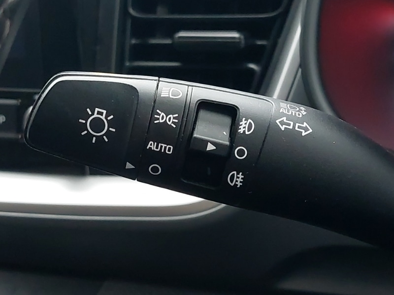 Used Kia Stonic 2022 for sale - 77039235: Photo 13