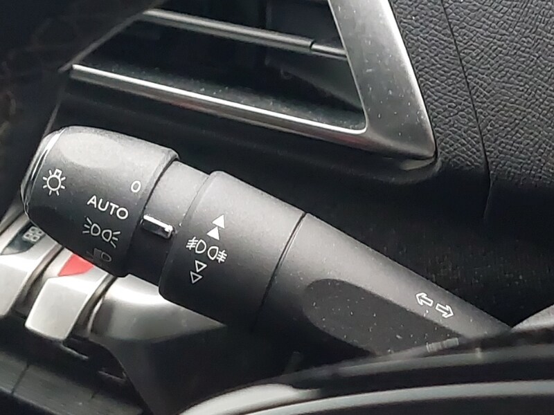 Used Peugeot 3008 2019 for sale - 77035184: Photo 12