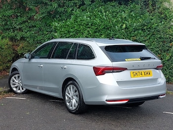Used Skoda Octavia 2024 for sale - 75934122: Photo