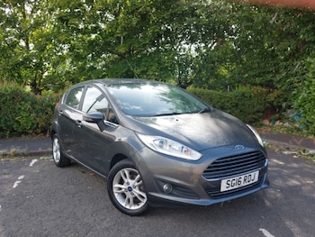 2016 - 1.25 82 Zetec 5dr