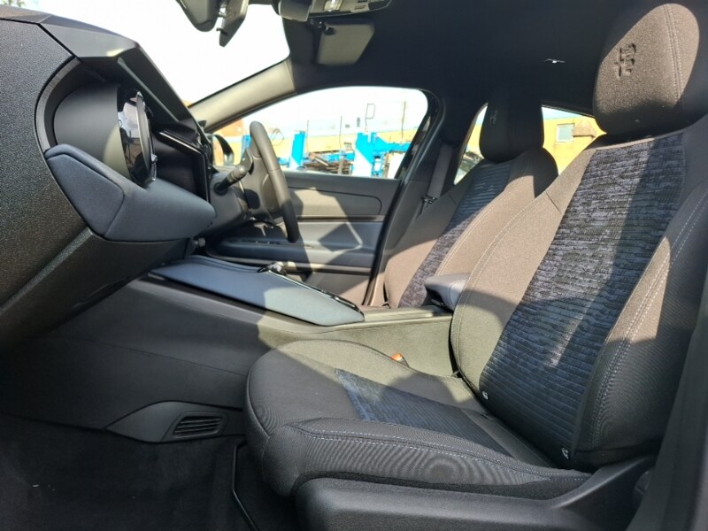 Used Alfa Romeo Junior 2025 for sale - 77964494: Photo 5