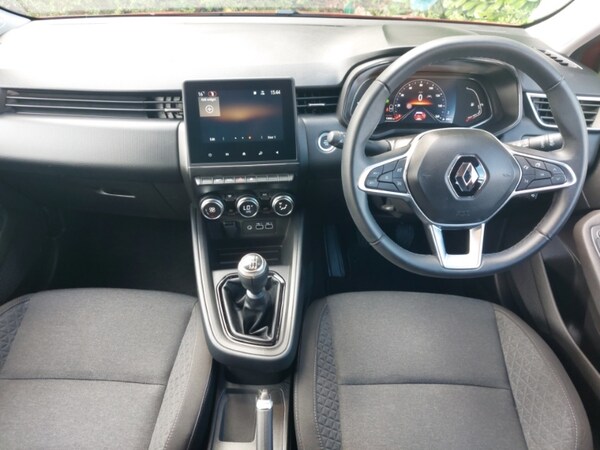 Used Renault Clio 2023 for sale - 75476463: Photo 2