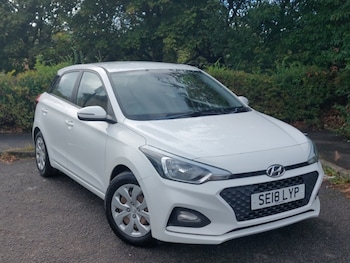 Used Hyundai i20 2018 for sale - 75959191: Photo