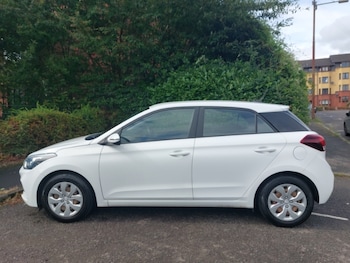 Used Hyundai i20 2018 for sale - 75959191: Photo