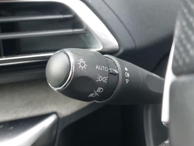 Used Peugeot 5008 2022 for sale - 76465268: Photo 16