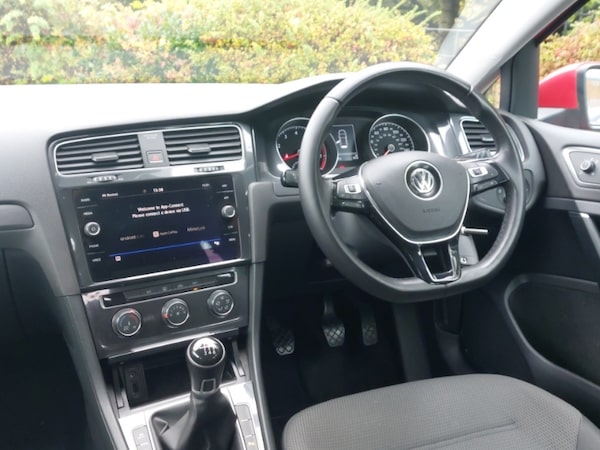 Used Volkswagen Golf 2017 for sale - 76213378: Photo 11