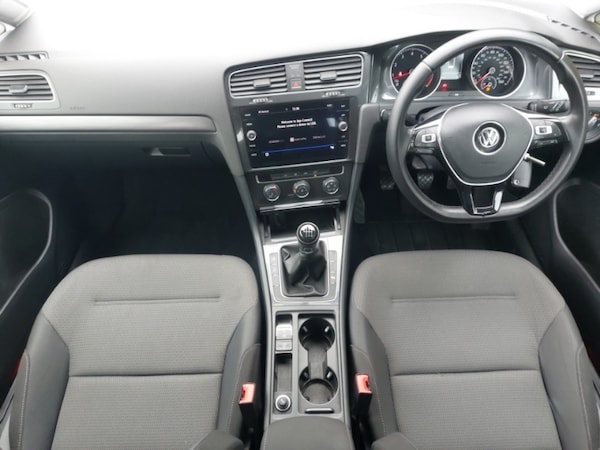 Used Volkswagen Golf 2017 for sale - 76213378: Photo 2