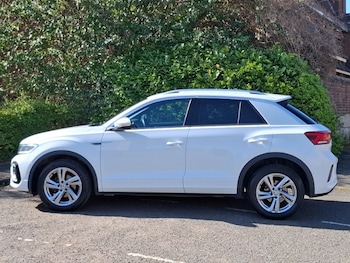 Used Volkswagen T-Roc 2023 for sale - 78312713: Photo
