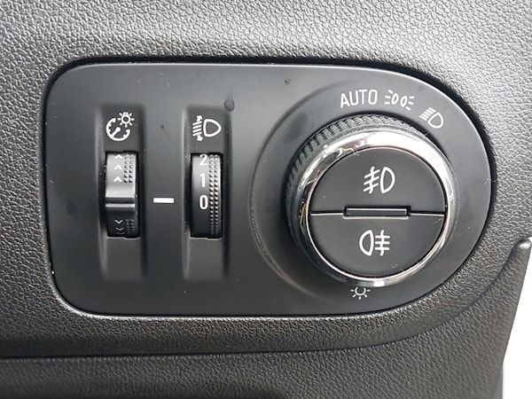 Used Vauxhall Crossland X 2018 for sale - 76328832: Photo 14
