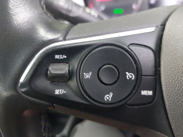 Used Vauxhall Crossland X 2018 for sale - 76328832: Photo 16