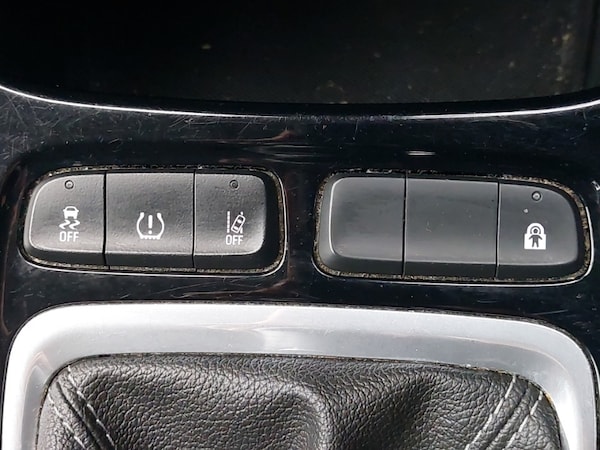 Used Vauxhall Crossland X 2018 for sale - 76328832: Photo 17