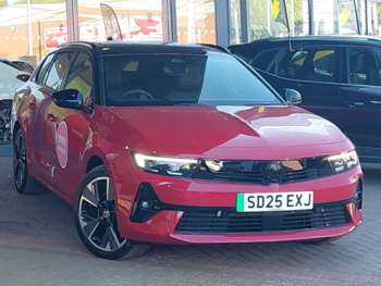 2025 - 115kW Ultimate 54kWh 5dr Auto