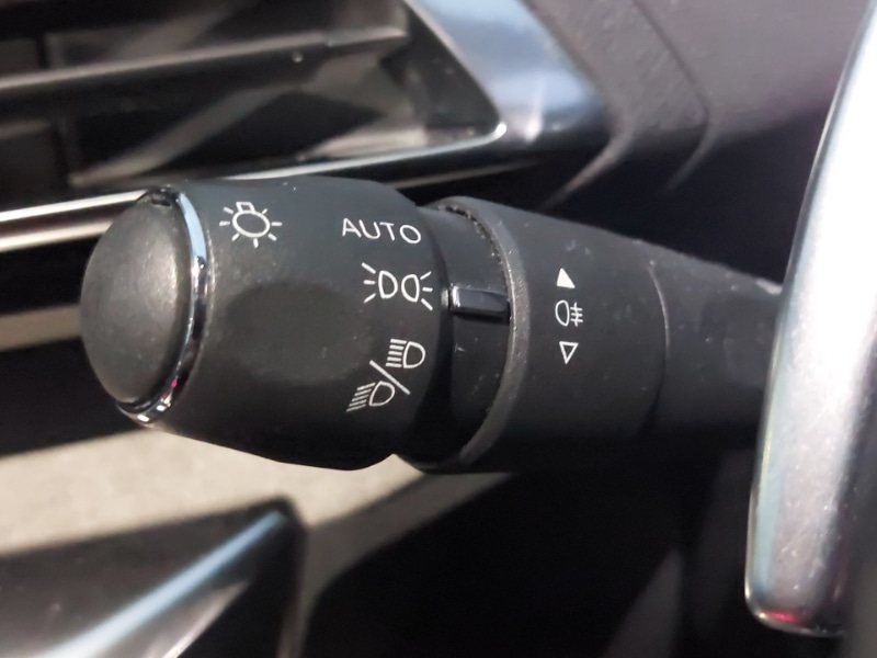 Used Peugeot 5008 2021 for sale - 76911894: Photo 12