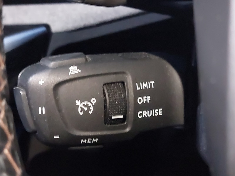 Used Peugeot 5008 2021 for sale - 76911894: Photo 16