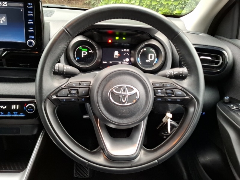 Used Toyota Yaris 2023 for sale - 77424421: Photo 10