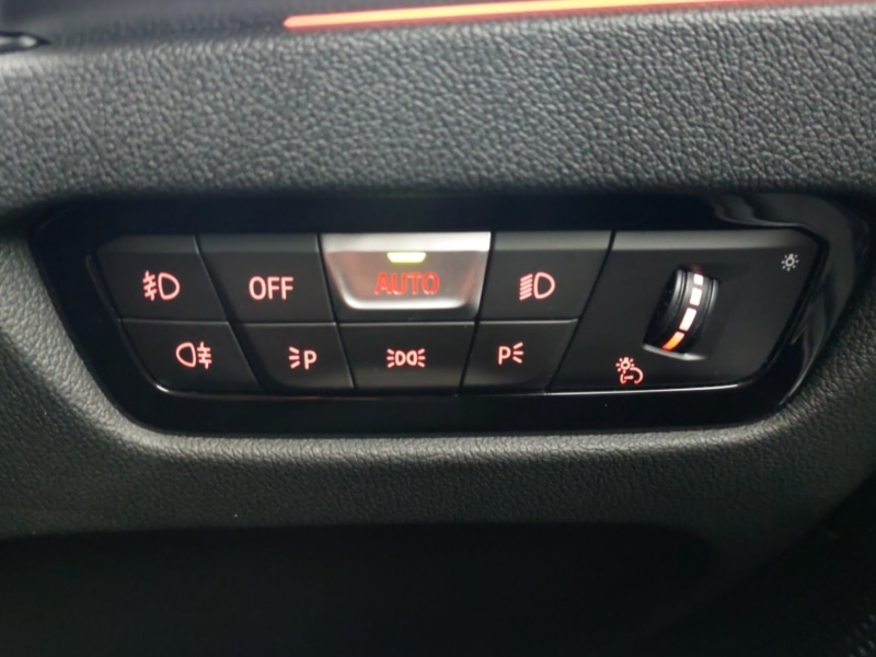 Used BMW 3 Series 2020 for sale - 77035197: Photo 12