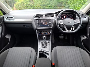 Used Volkswagen Tiguan Allspace 2023 for sale - 79074697: Photo