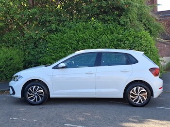 Used Volkswagen Polo 2023 for sale - 78694930: Photo