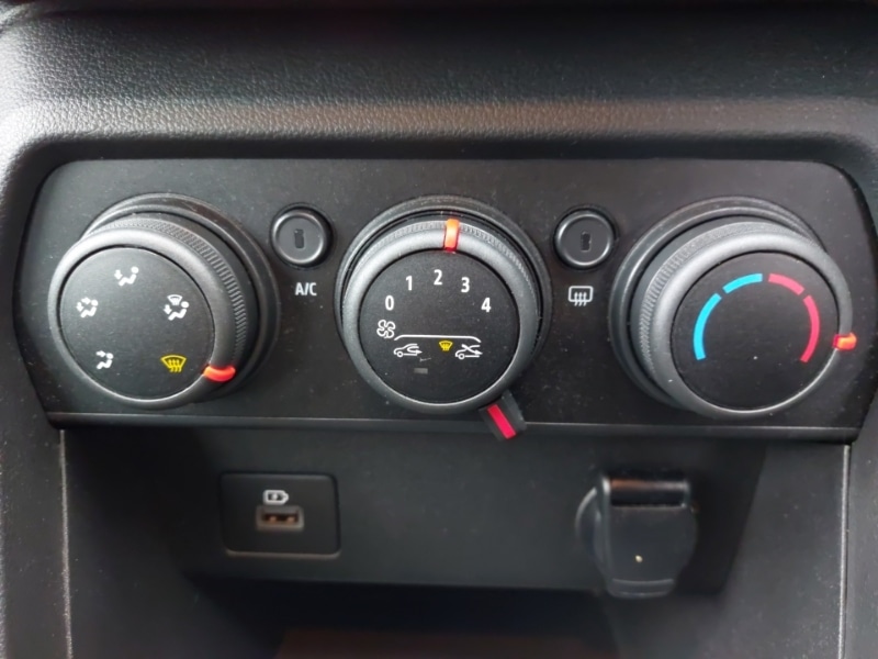 Used Dacia Sandero Stepway 2022 for sale - 76656719: Photo 15