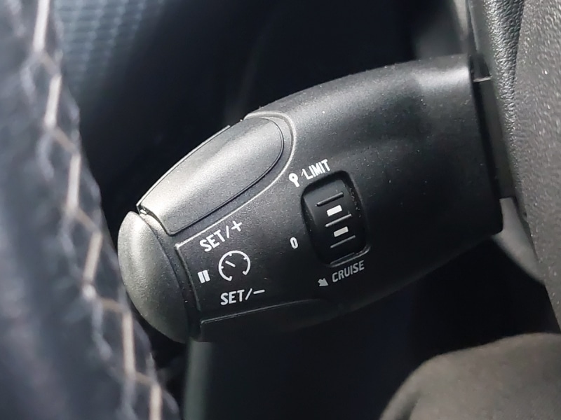 Used Peugeot 2008 2017 for sale - 76579646: Photo 16